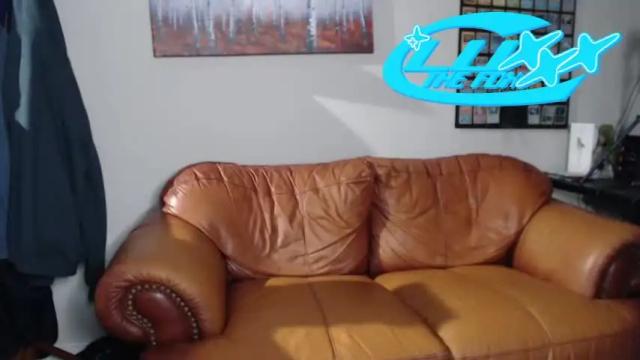 Image 10 of luxxxthefox Stream on Chaturbate on 17 months ago