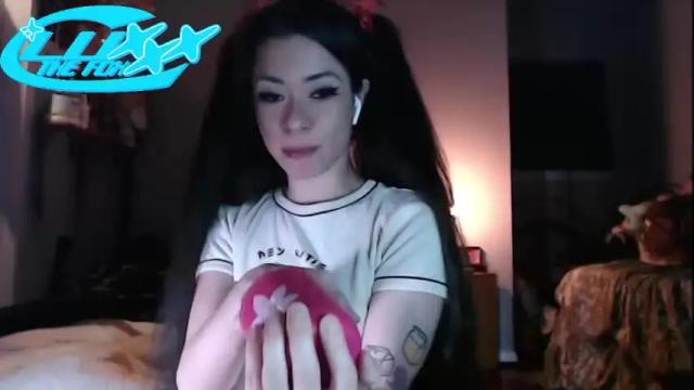 Thumbnail 1, luxxxthefox's Stream at Chaturbate, 16 months ago