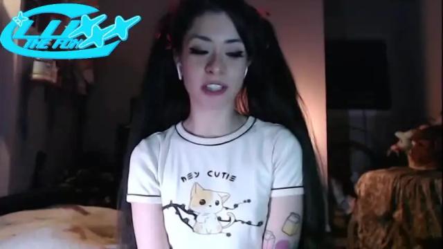 Thumbnail 2, luxxxthefox's Stream at Chaturbate, 16 months ago