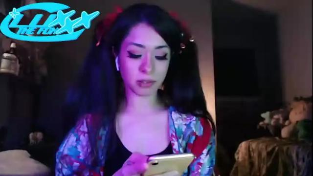 Thumbnail 2, luxxxthefox's Stream at Chaturbate, 16 months ago