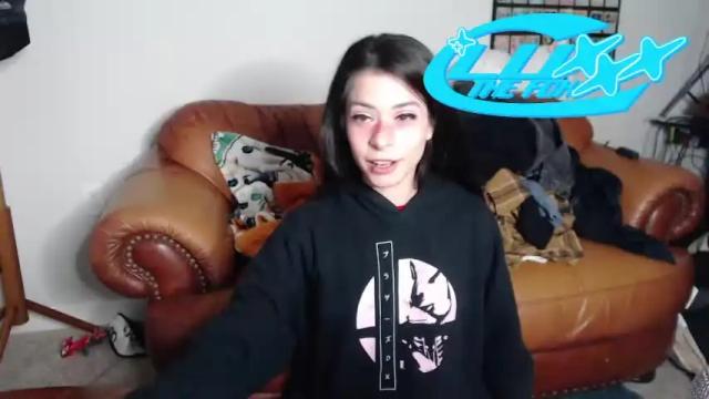 Thumbnail 1, luxxxthefox's Stream at Chaturbate, 15 months ago