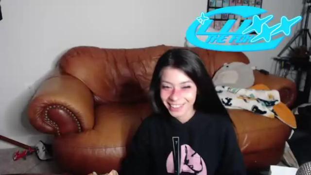 Image 8 of luxxxthefox Stream on Chaturbate on 15 months ago
