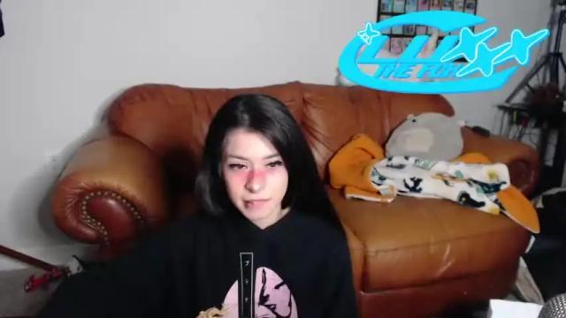 Thumbnail 3, luxxxthefox's Stream at Chaturbate, 15 months ago
