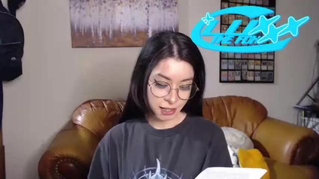 Image 6 of luxxxthefox Stream on Chaturbate on 15 months ago