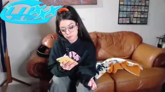 Thumbnail 1, luxxxthefox's Stream at Chaturbate, 14 months ago