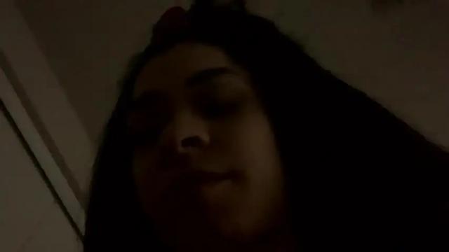 Image 4 of luxxxthefox Stream on Chaturbate on 14 months ago