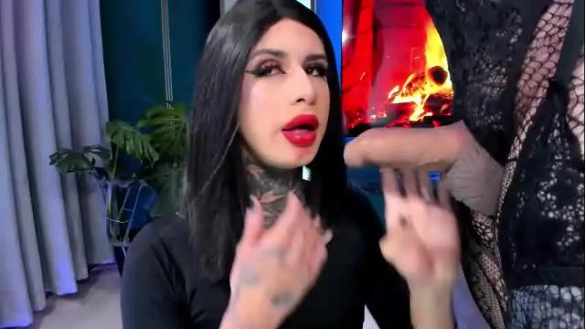 Image 11 of luxyshy Stream on Chaturbate on 1 month ago