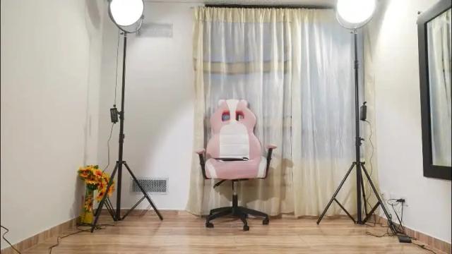 Image 2 of luz_celeste_ Stream on Chaturbate on 2 months ago