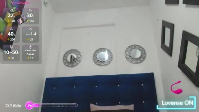 Image 11 of luzantonella Stream on Chaturbate on 12 days ago