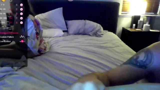 Image 8 of lvsxmira Stream on Chaturbate on 19 months ago