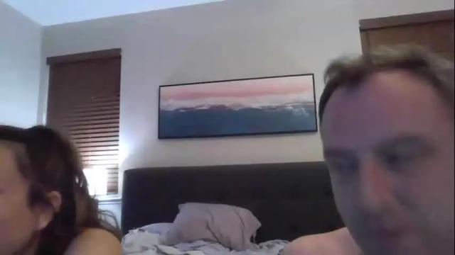 Image 3 of lvsxmira Stream on Chaturbate on 18 months ago
