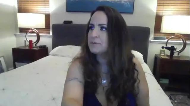 Image 10 of lvsxmira Stream on Chaturbate on 16 months ago