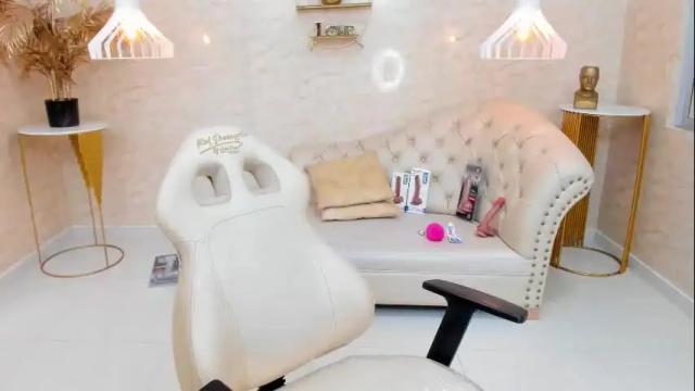 Image 10 of lya_sweetx Stream on Chaturbate on 1 month ago