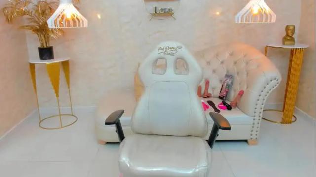 Image 12 of lya_sweetx Stream on Chaturbate on 9 days ago