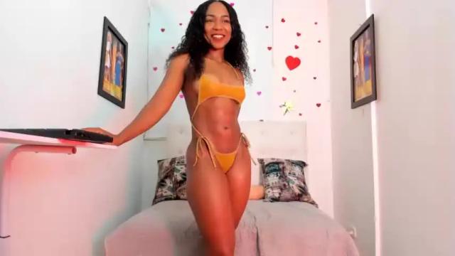 Image 4 of lyabloom Stream on Chaturbate on 13 months ago