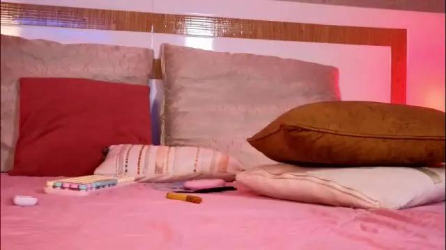 Image 4 of lyahaven Stream on Chaturbate on 1 month ago