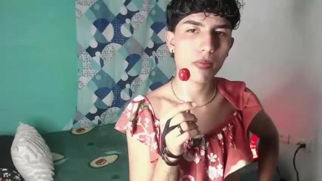 Image 2 of lyam_77 Stream on Chaturbate on 21 months ago