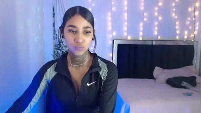 Image 3 of lyam_gaia Stream on Chaturbate on 1 month ago