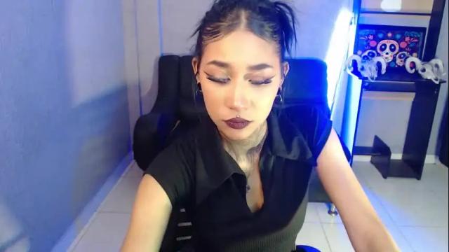 Image 4 of lyam_gaia Stream on Chaturbate on 16 days ago