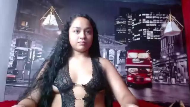 Image 12 of lyamow Stream on Chaturbate on 19 months ago