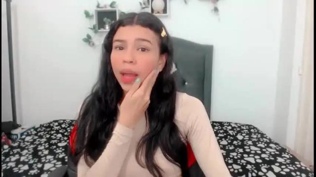 Image 2 of lyanamerry03 Stream on Chaturbate on 16 months ago