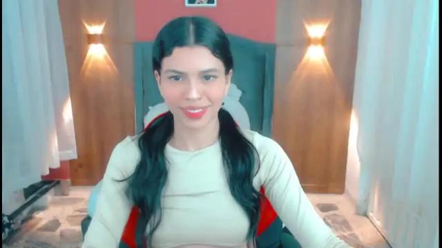 Image 3 of lyanamerry03 Stream on Chaturbate on 14 months ago