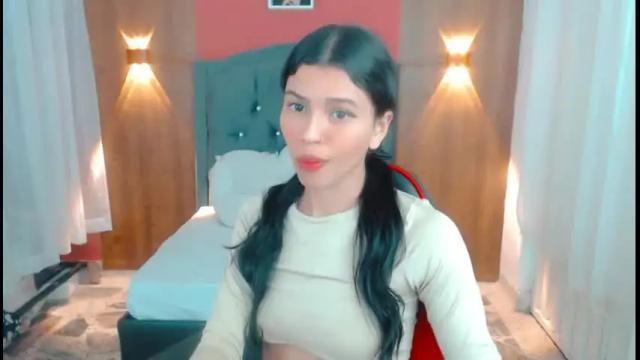 Image 4 of lyanamerry03 Stream on Chaturbate on 14 months ago