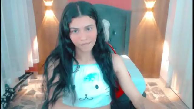 Image 2 of lyanamerry03 Stream on Chaturbate on 14 months ago
