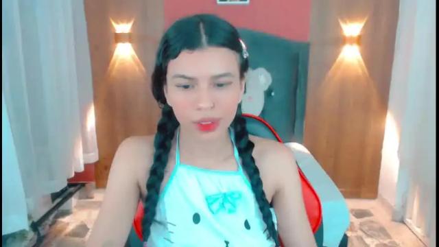 Image 10 of lyanamerry03 Stream on Chaturbate on 14 months ago
