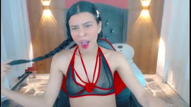 Image 8 of lyanamerry03 Stream on Chaturbate on 14 months ago