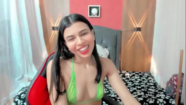 Image 2 of lyanamerry03 Stream on Chaturbate on 1 month ago