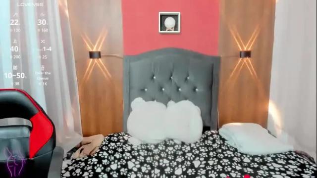 Image 11 of lyanamerry03 Stream on Chaturbate on 6 days ago
