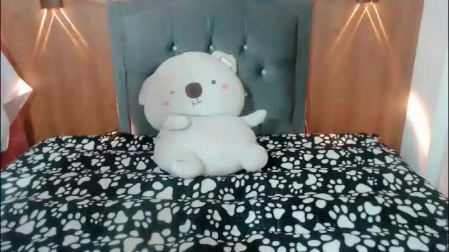 Image 12 of lyanamerry03 Stream on Chaturbate on 16 days ago