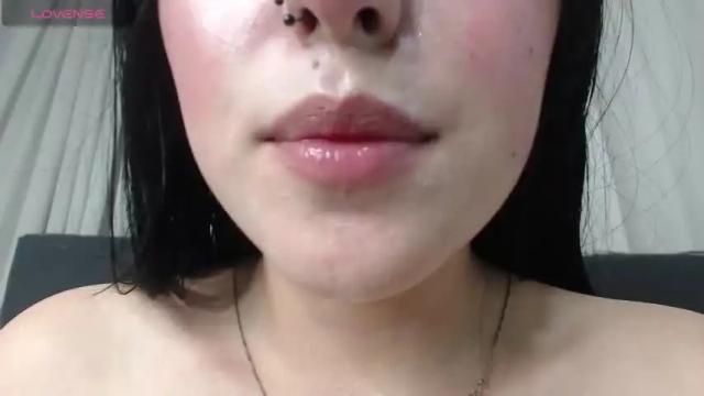 Image 6 of lyane_xx Stream on Chaturbate on 14 months ago