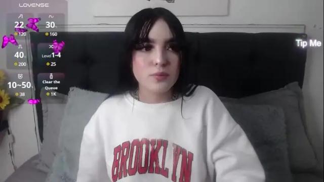 Thumbnail 1, lyane_xx's Stream at Chaturbate, 2 months ago