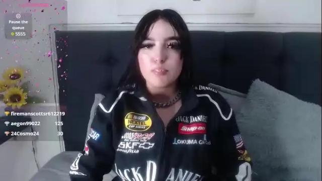 Image 3 of lyane_xx Stream on Chaturbate on 1 month ago