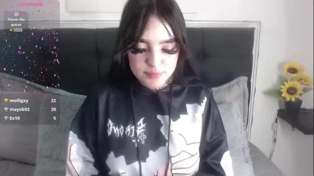 Image 2 of lyane_xx Stream on Chaturbate on 1 month ago