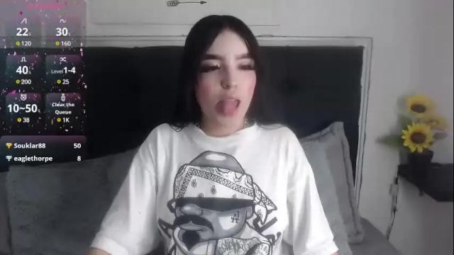 Image 10 of lyane_xx Stream on Chaturbate on 1 month ago