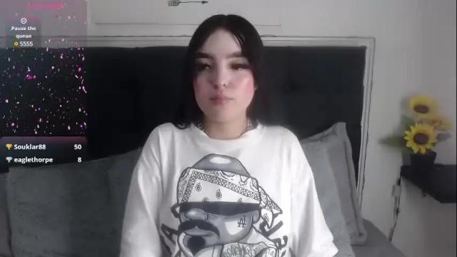 Image 2 of lyane_xx Stream on Chaturbate on 1 month ago