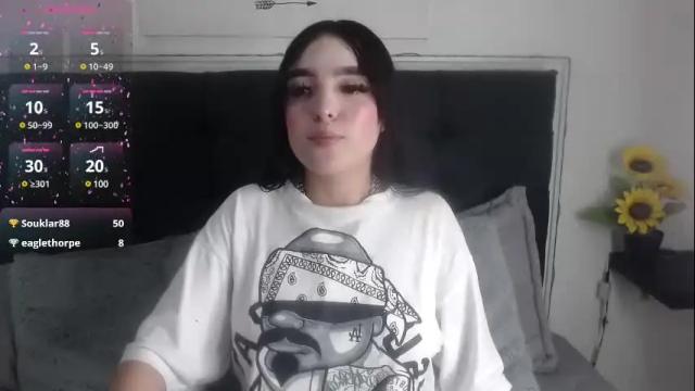 Image 3 of lyane_xx Stream on Chaturbate on 1 month ago