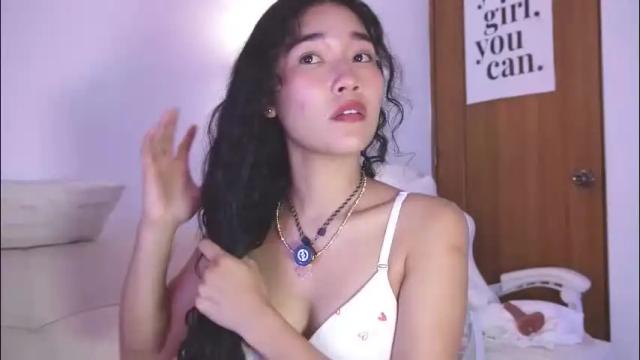 Image 3 of lyhana_lee Stream on Chaturbate on 2 months ago