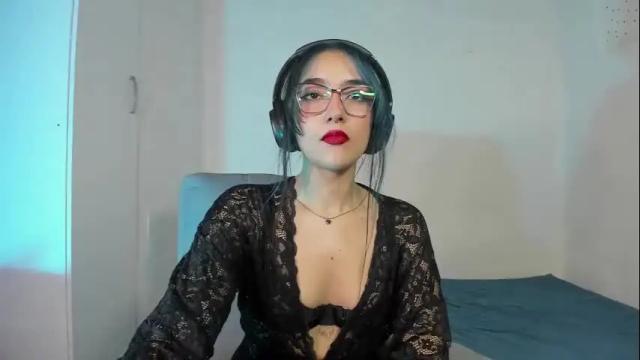 Image 6 of lykaia_rose Stream on Chaturbate on 3 months ago