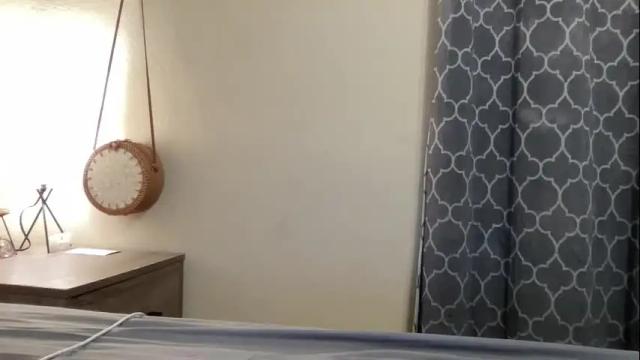 Image 10 of lylajades Stream on Chaturbate on 3 months ago