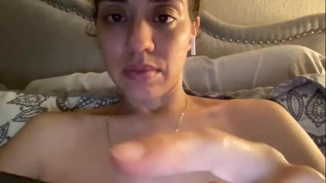Image 7 of lylajades Stream on Chaturbate on 3 months ago
