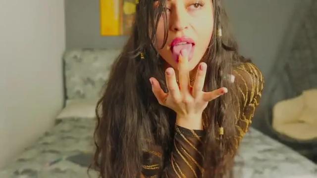Image 6 of lylas_malika Stream on Chaturbate on 15 months ago