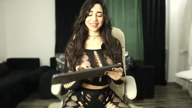 Image 6 of lylas_malika Stream on Chaturbate on 15 months ago
