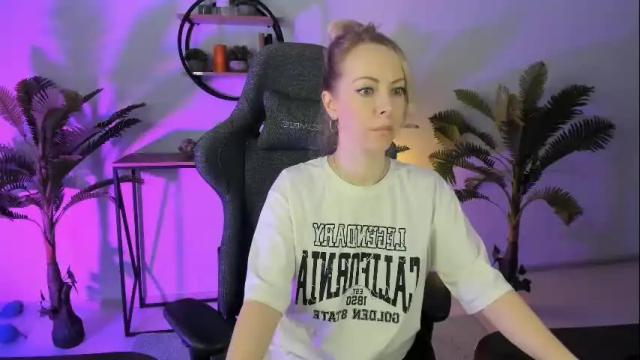 Image 2 of lylithskye Stream on Chaturbate on 1 month ago