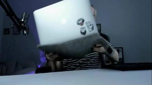 Image 2 of lylithskye Stream on Chaturbate on 1 month ago