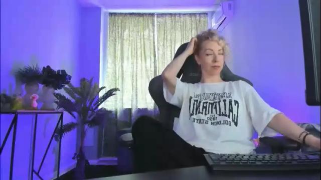 Image 4 of lylithskye Stream on Chaturbate on 2 months ago