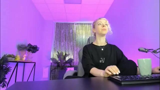Image 3 of lylithskye Stream on Chaturbate on 1 month ago